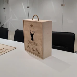 Коробка пенал с перегородками 41х34х17см