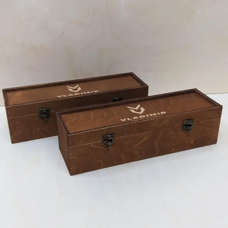 Коробка шкатулка с фурнитурой 30х9х8см