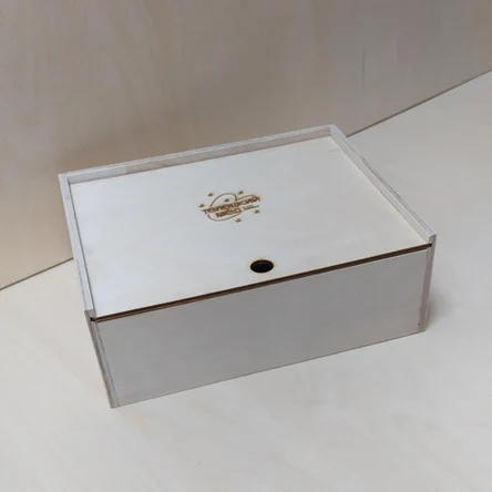 Коробка пенал эконом без шлифовки 21х18х4см