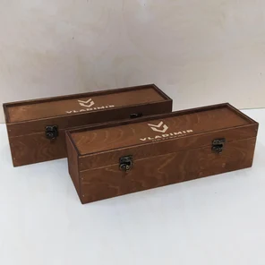 Коробка шкатулка с фурнитурой 30х9х8см